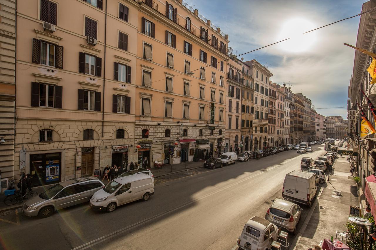 Cavour Colloseum Suite ローマ エクステリア 写真